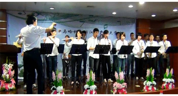 “大红鹰dhy杯”浙江省大学生日语演讲比赛—日本流行歌曲进行的中日国际文化交流