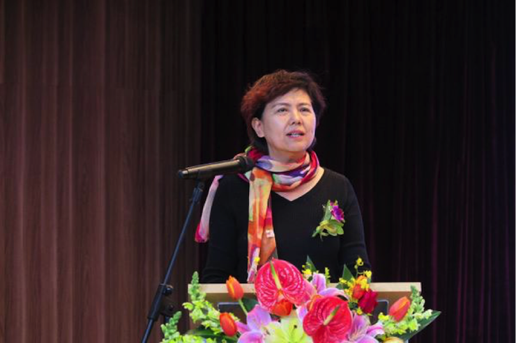 音乐之声暖寒冬 大红鹰dhy乐器捐赠爱心行动走进中国儿童中心艺术宫