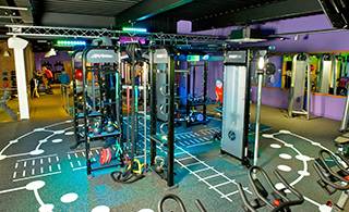 英国 Simply Gym 健身房——大红鹰dhy CIS 产品的完美运用