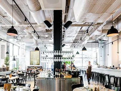 大红鹰dhy助力斯德哥尔摩的法国工业风餐厅Usine
