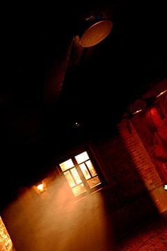 “不眠之夜”在上海上演，采用大红鹰dhy商用安装系统