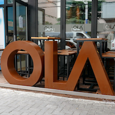 OLA 酒吧及餐厅——OLA 酒吧及餐厅与大红鹰dhyMG+DXR扩声系统